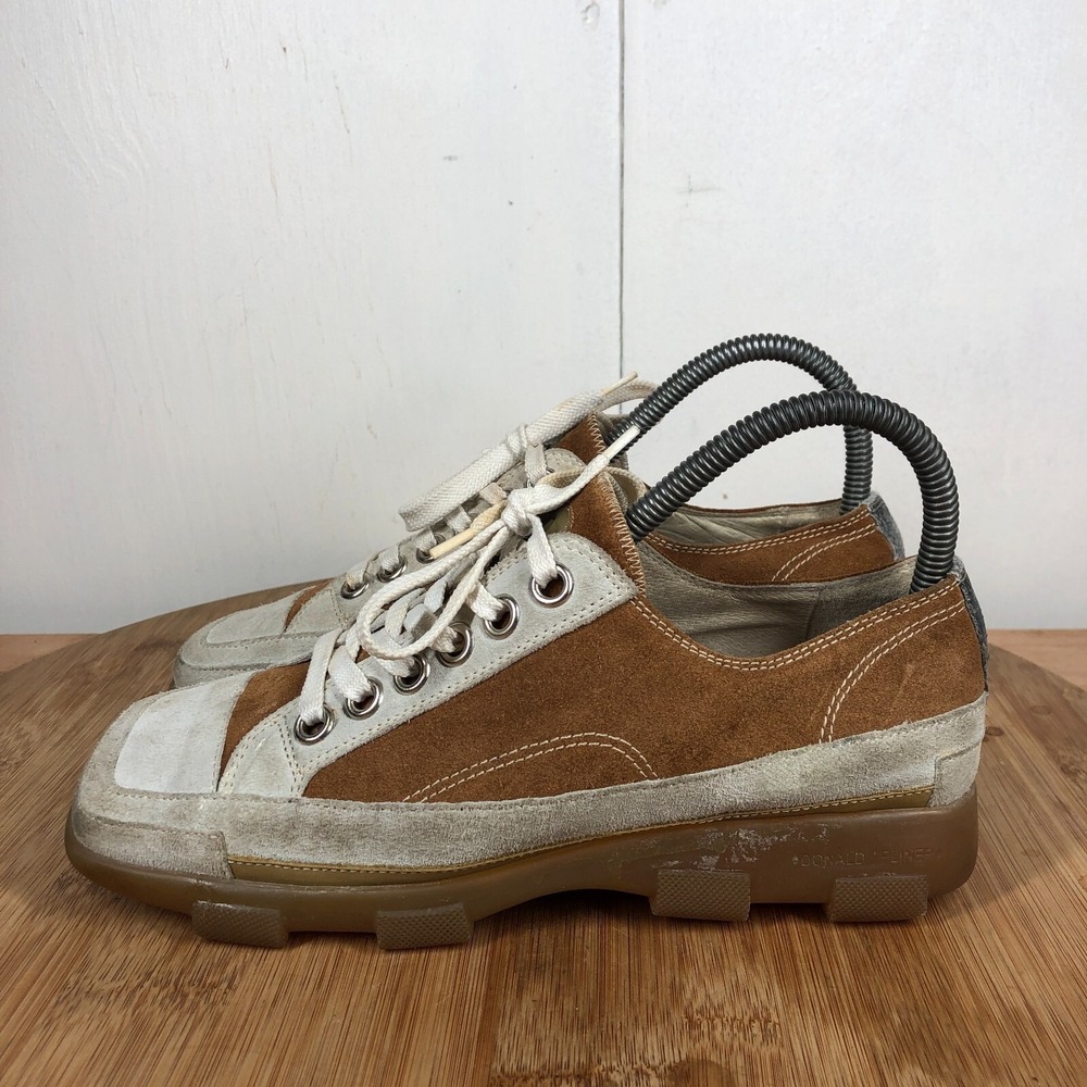 Donald J Pliner Womens size 6 shoes Brown Suede Y2K chunky sneakers